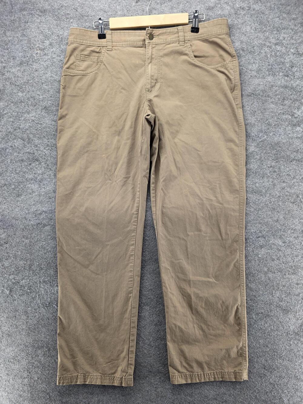 Columbia Pants Mens 34x30 Beige Khaki Cotton Spandex Flat Front Stretch